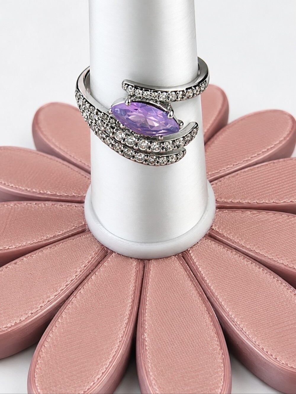 Bomb Party Starlight Drops Ring – Rose Quartz on Rhodium | Size 7